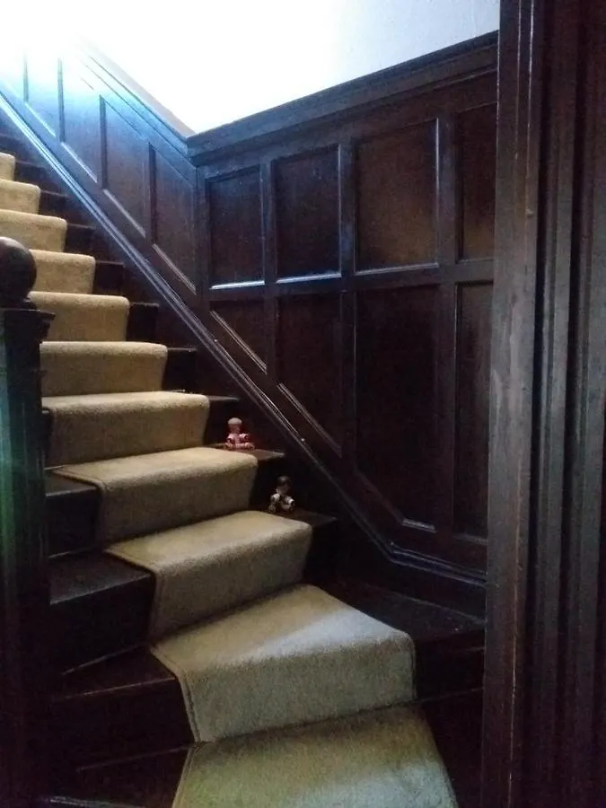 Jesmond House B&B Room3 Superking Ensuite Kingston upon Hull 0*,  Storbritannien